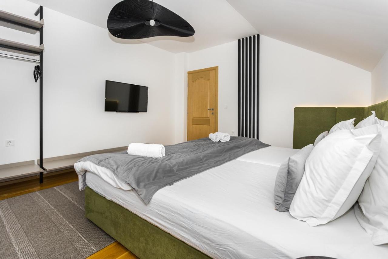 Art Of Living Luxury Suite Three Sarajevo Exterior photo