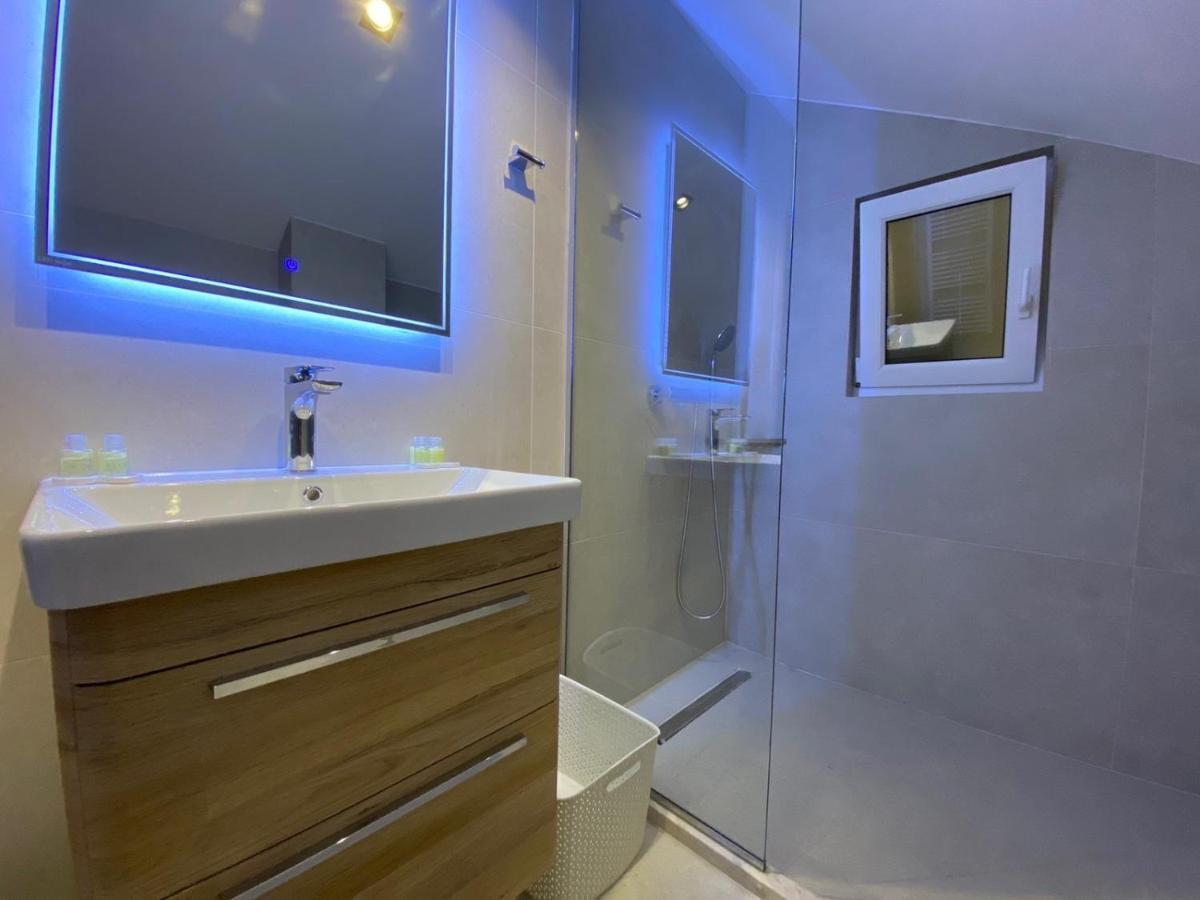 Art Of Living Luxury Suite Three Sarajevo Exterior photo